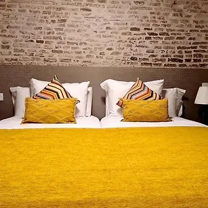 Vina P. Centro Apartment
